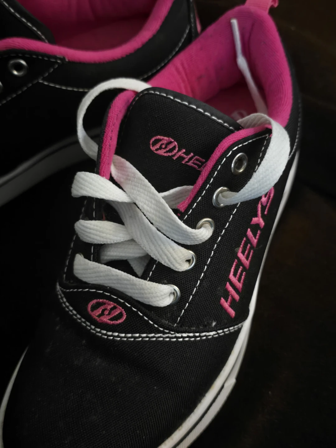 Heelys Black and Pink Roller Shoes