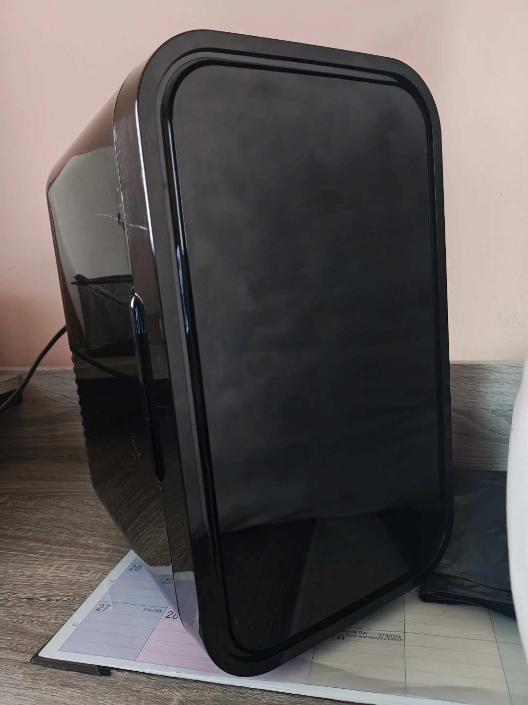 Yashe mini Fridge Black - photo 2