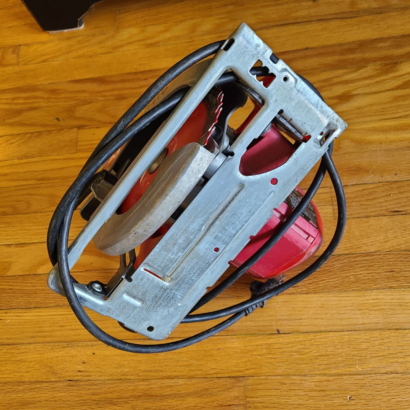 Milwaukee Skilsaw 12 Amp Circular Saw - photo 5