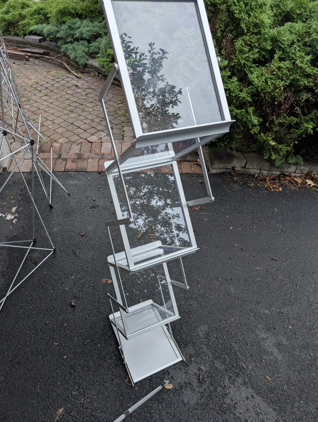 Collapsible Literature Display Stand