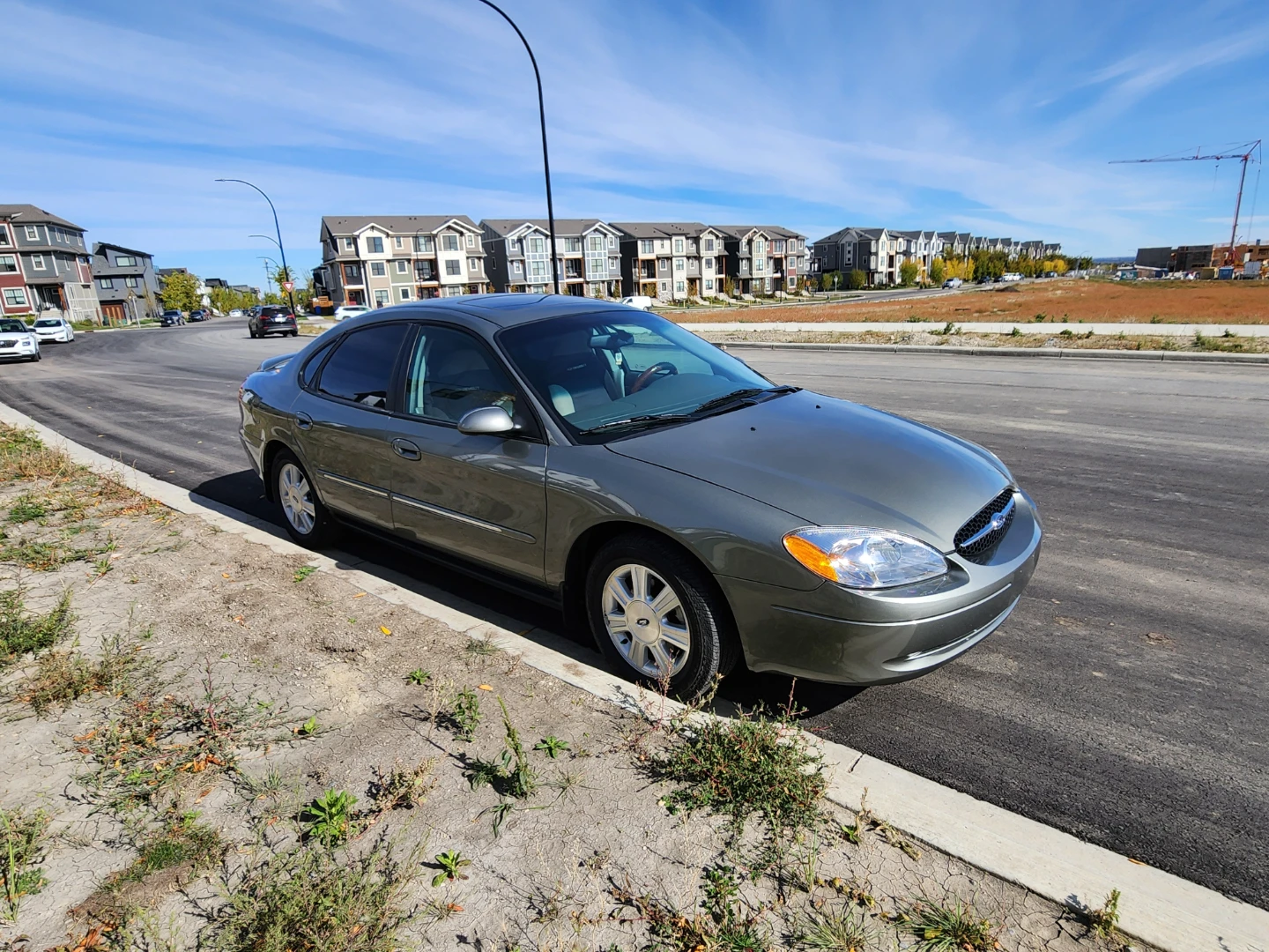 *2003 Ford Taurus SEL Green-Excellent Condition - photo 2