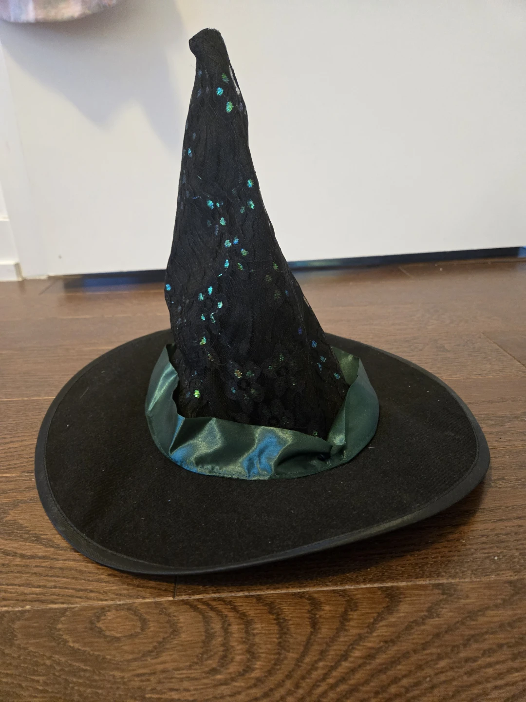 Childrens Halloween Witch Costume with Hat and Broom - photo 3
