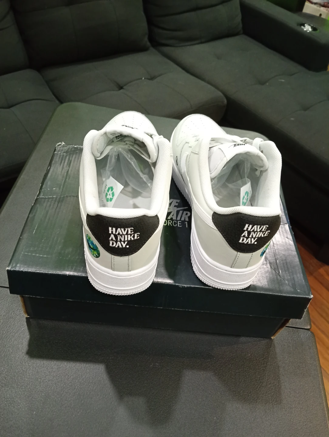 Nike Air Force 1 Have A Nike Day Sneakers men's size 9.5  and 10 - photo 4