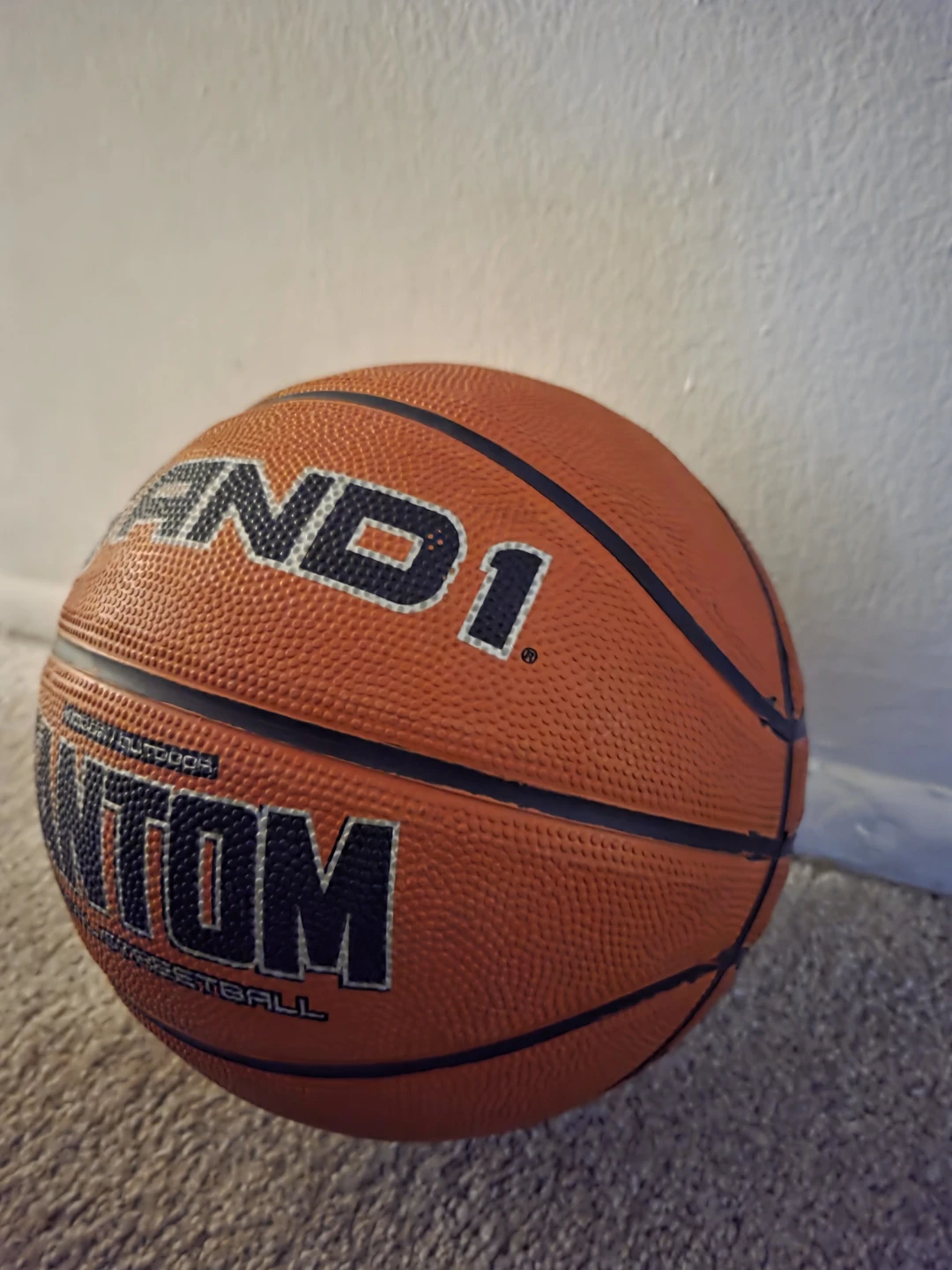 AND1 Fantom Basketball has no air