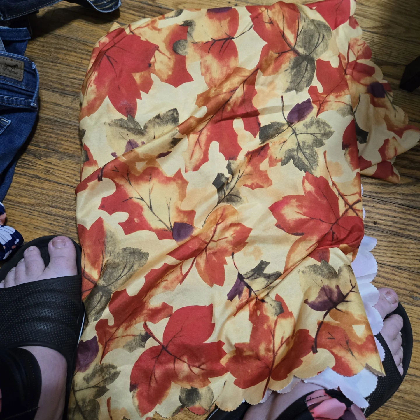 Autumn Leaf table cloth