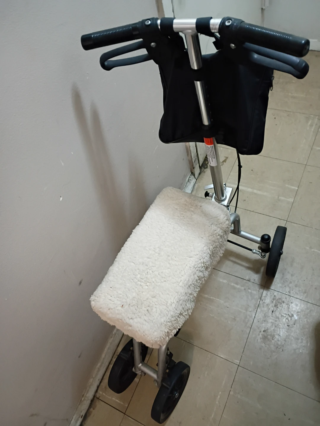 Medical Knee Scooter with Fleece Pad - photo 2