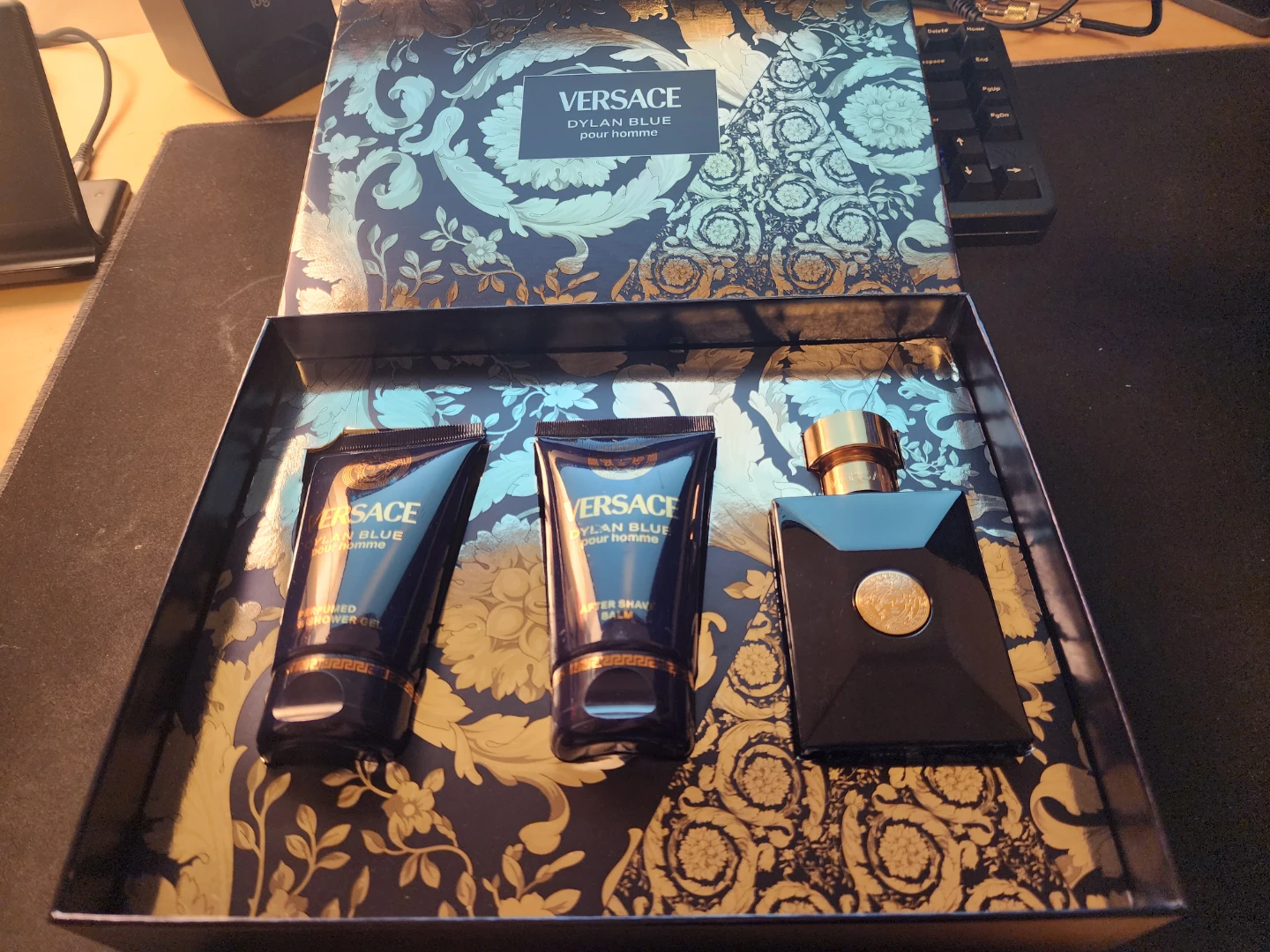 Versace Dylan Blue Pour Homme Gift Set 50ml