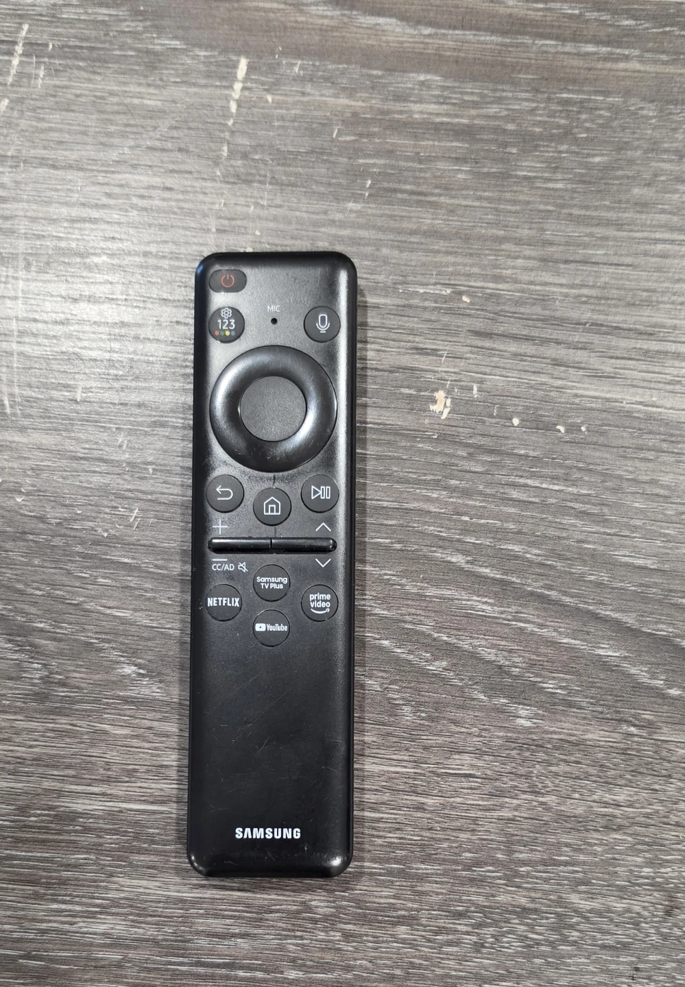 85 inches Samsung Smart TV - photo 3