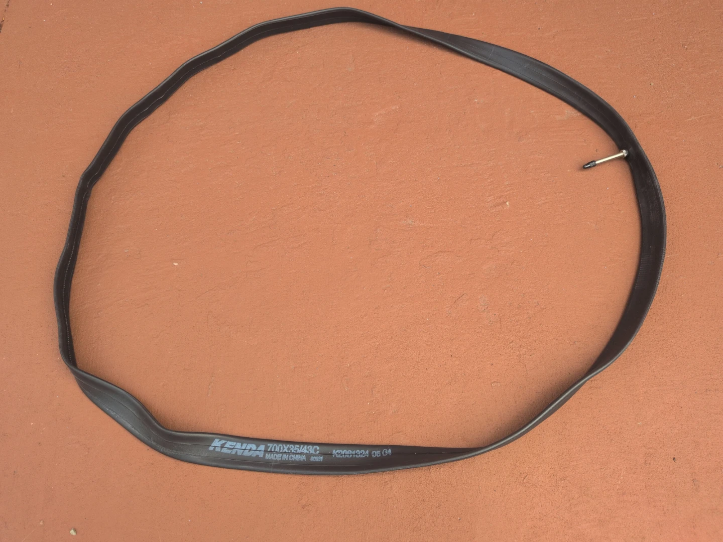 Three inner tubes for 28" (700c) bike tires