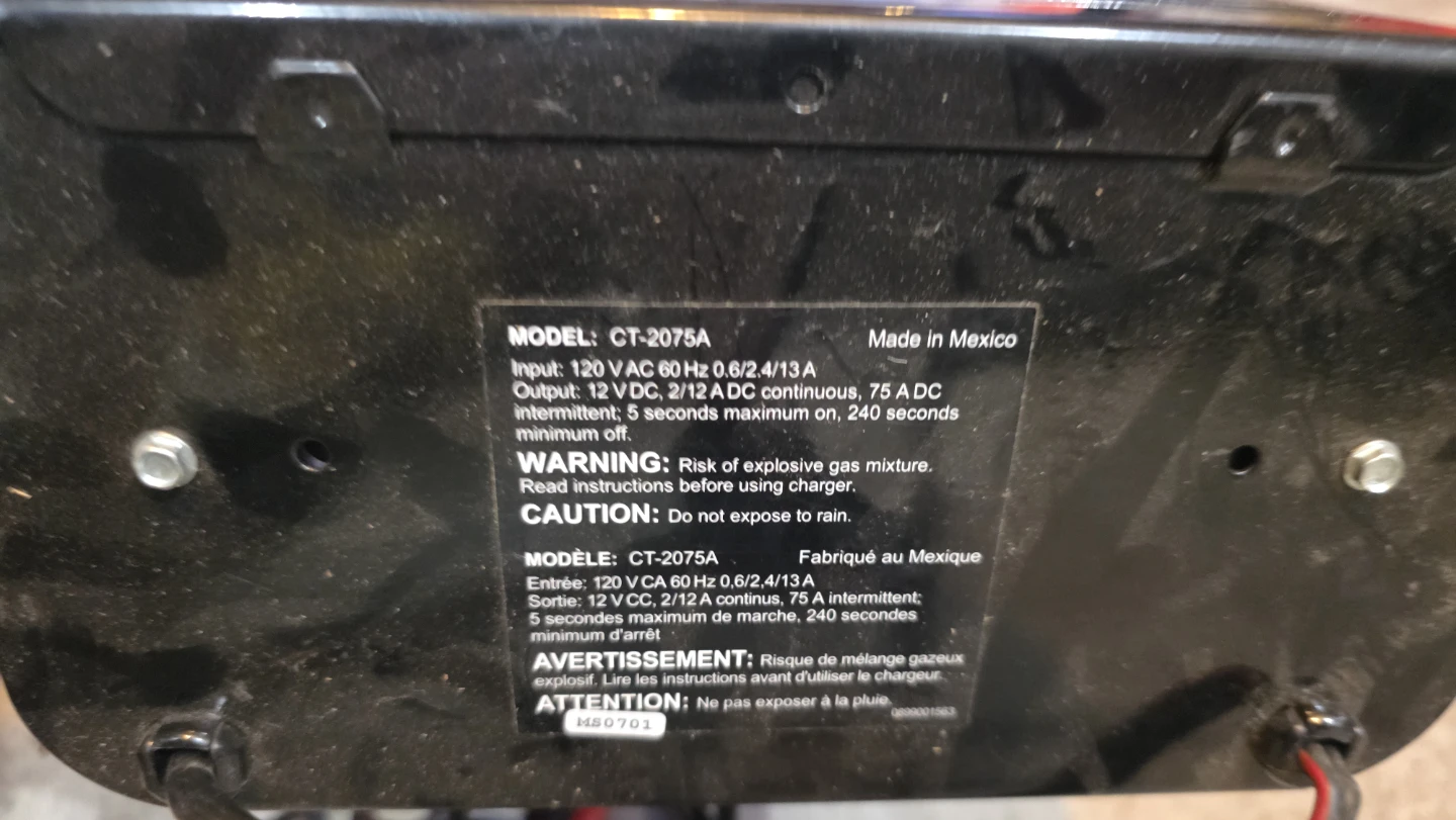 MotoMaster 75/12/2 A-12V Automatic Battery Charger - photo 4