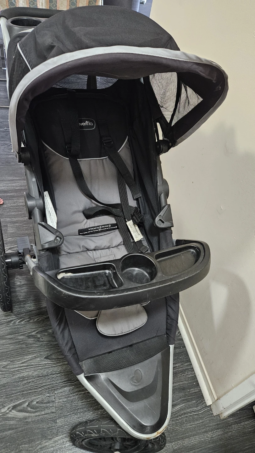 Evenflo Jogging Stroller - photo 5