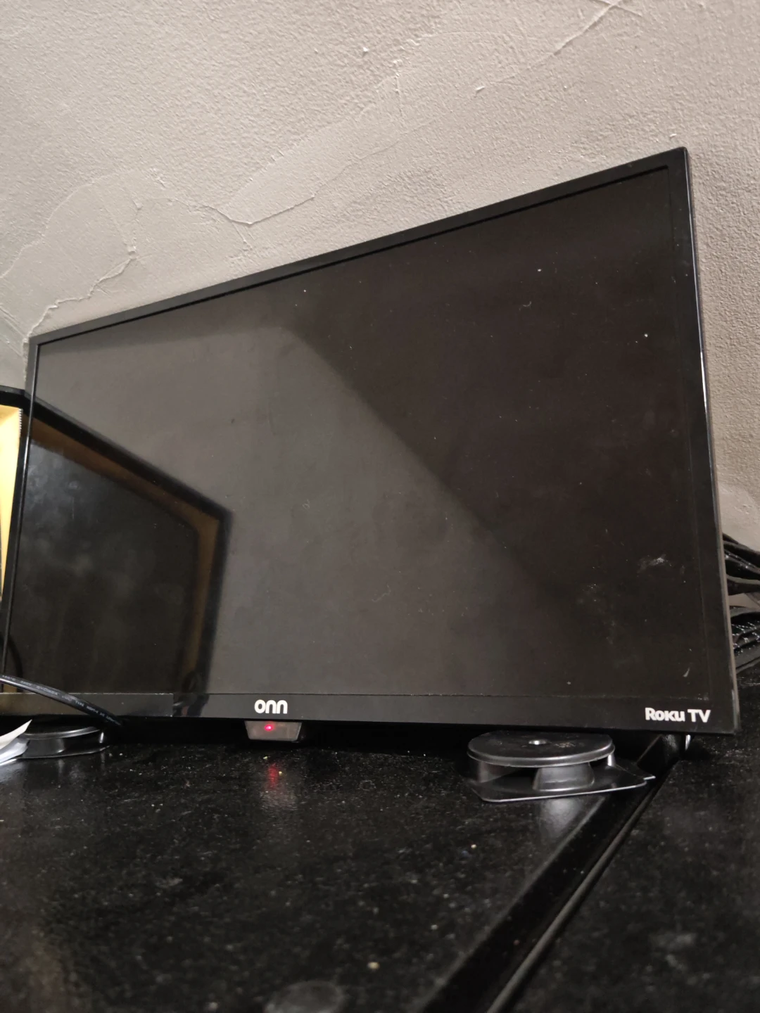 Onn 24 inch Roku TV