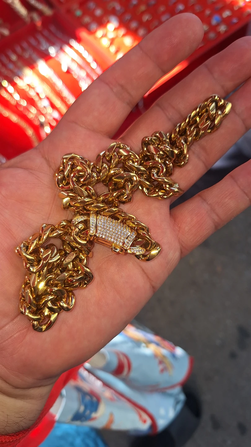 Gold Cuban Link Chain Bracelet