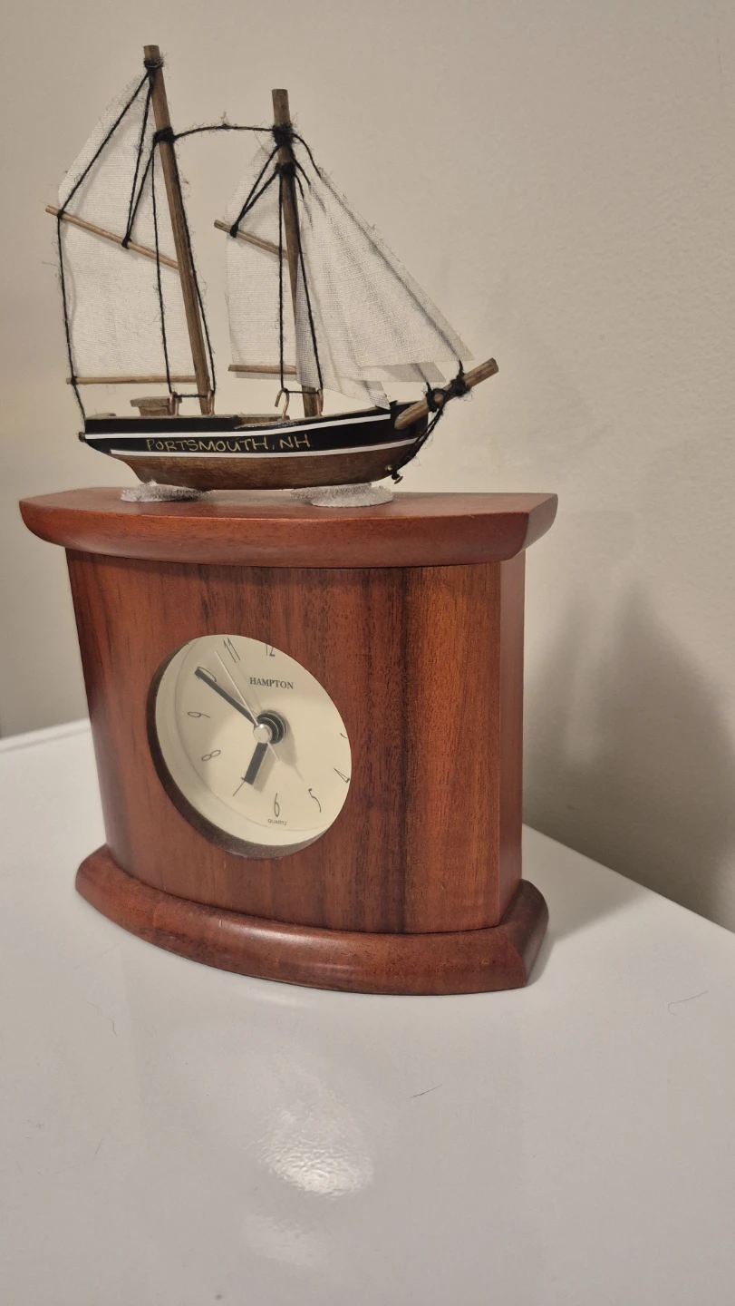 Hampton Wooden Table Clock with Ship Ornament - photo 5