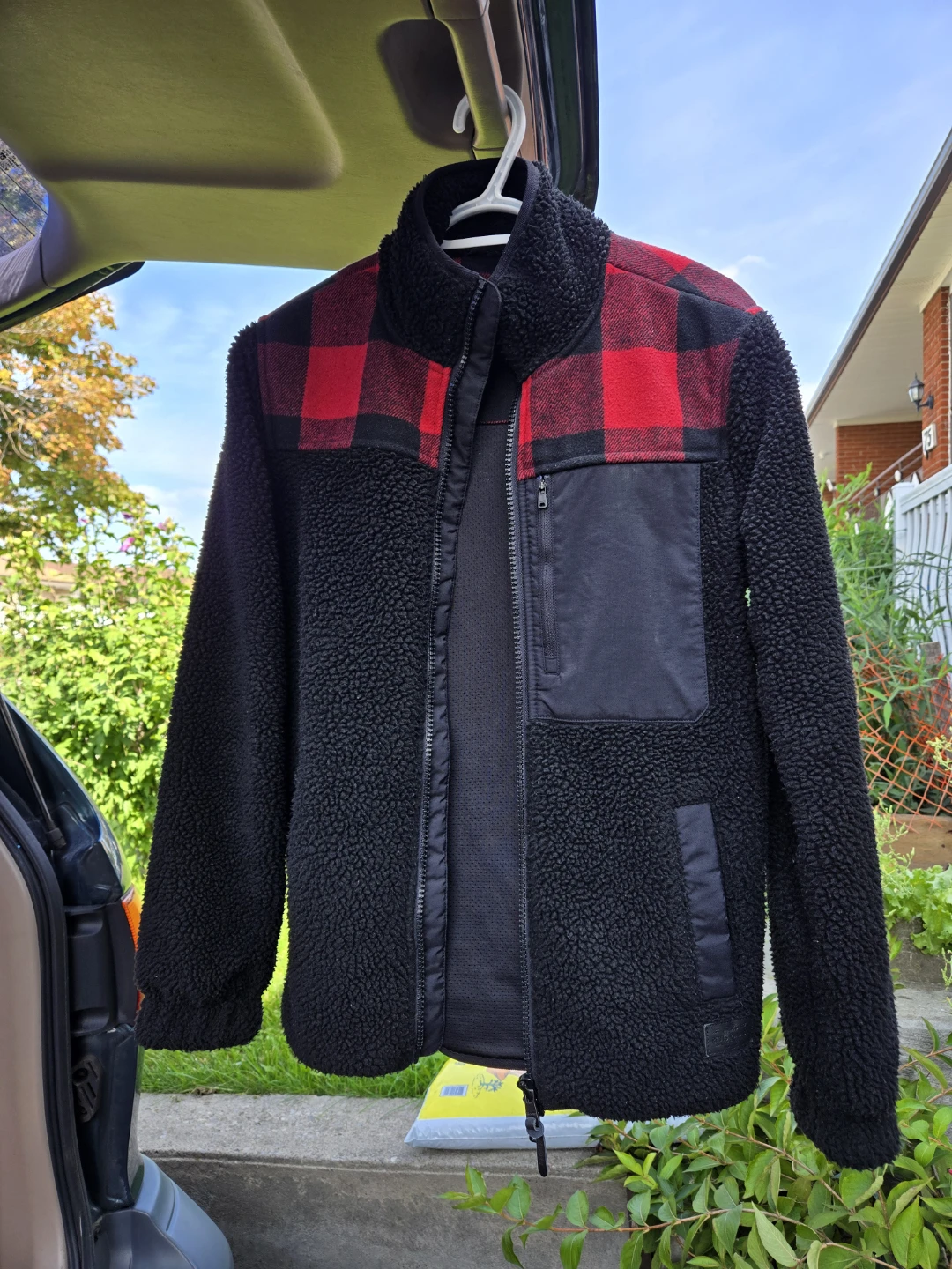 Roots plaid sherpa Men's XS