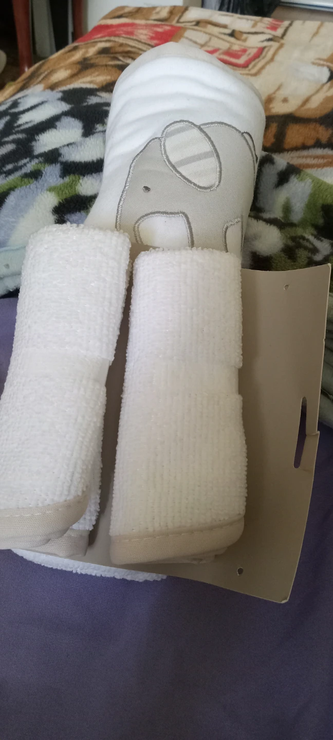 Baby Elephant Hooded Towel and Washcloths Set - photo 2