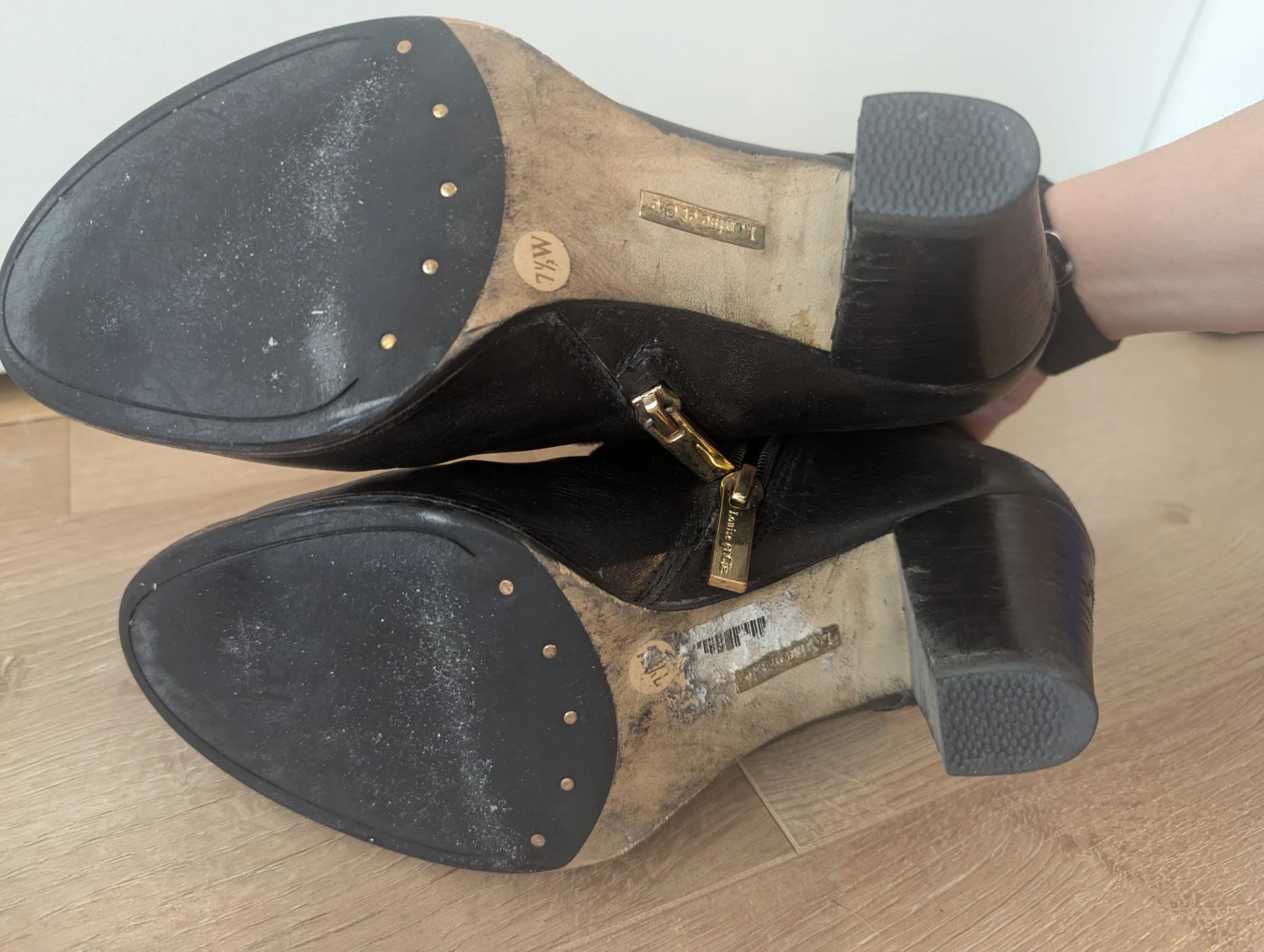 Louise et Cie leather booties - photo 5