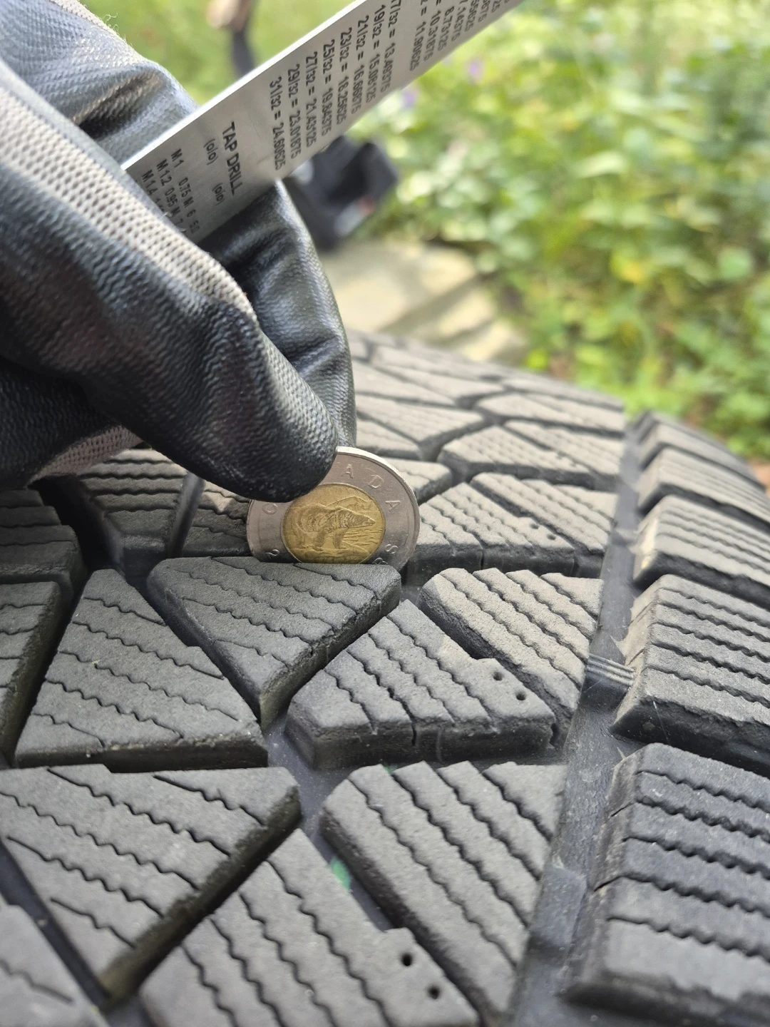 Bridgestone Blizzak Winter Tires on OEM  Nissan Rims - photo 2