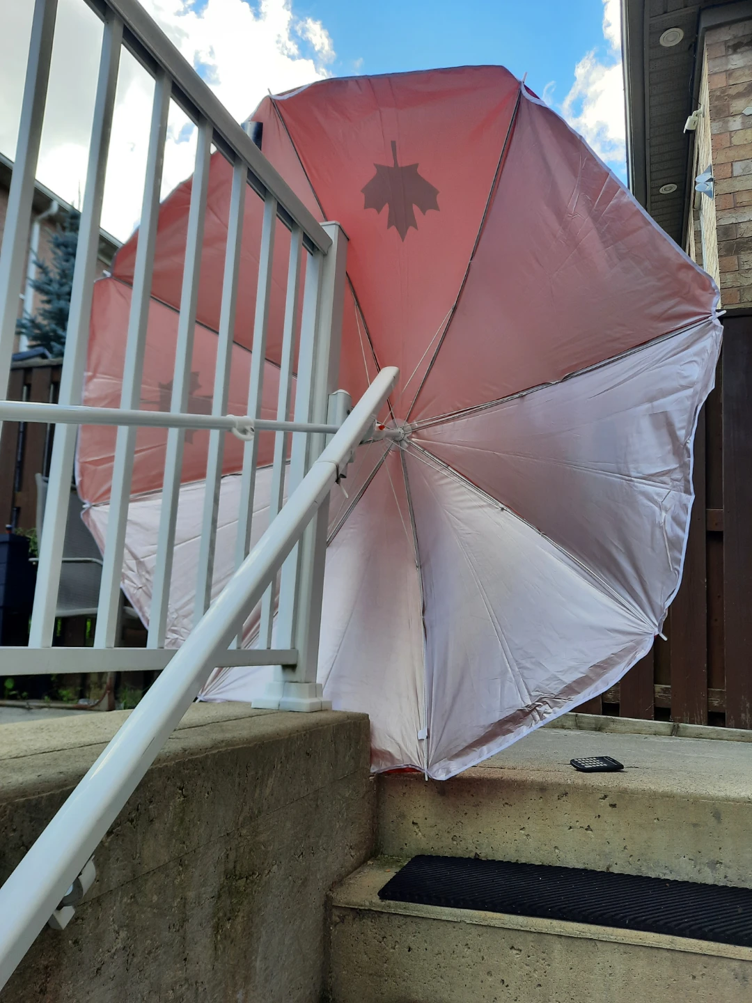 Red Beach Umbrella with Canadian Maple Leafs steel frame - photo 2