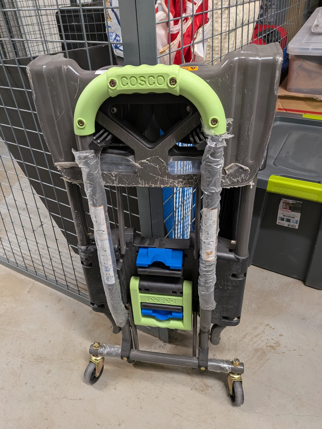 Cosco Shifter 3-in-1 Folding Hand Truck - photo 3