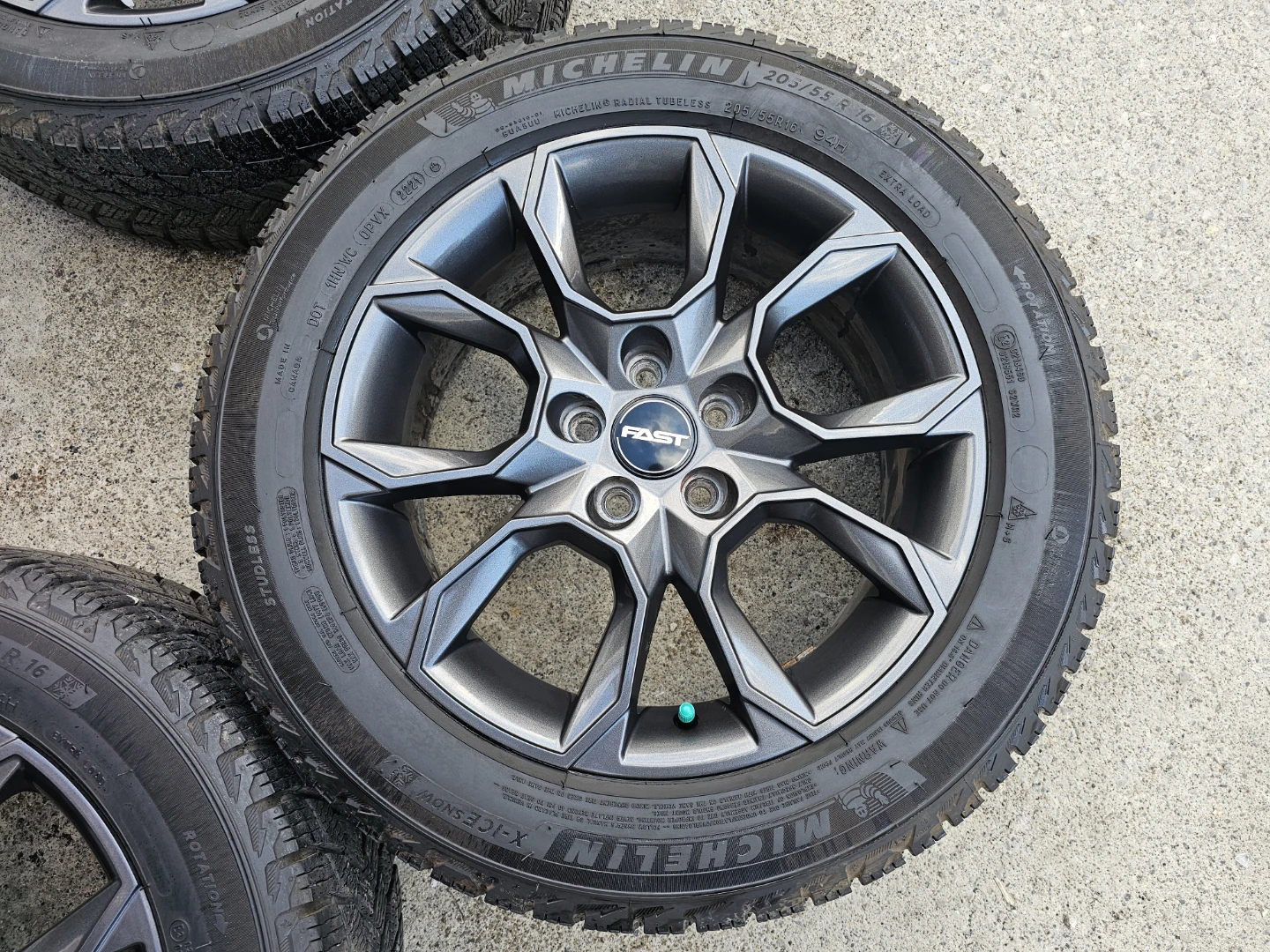 TOYOTA COROLLA WINTER PACKAGE 205/55 R16 - photo 4