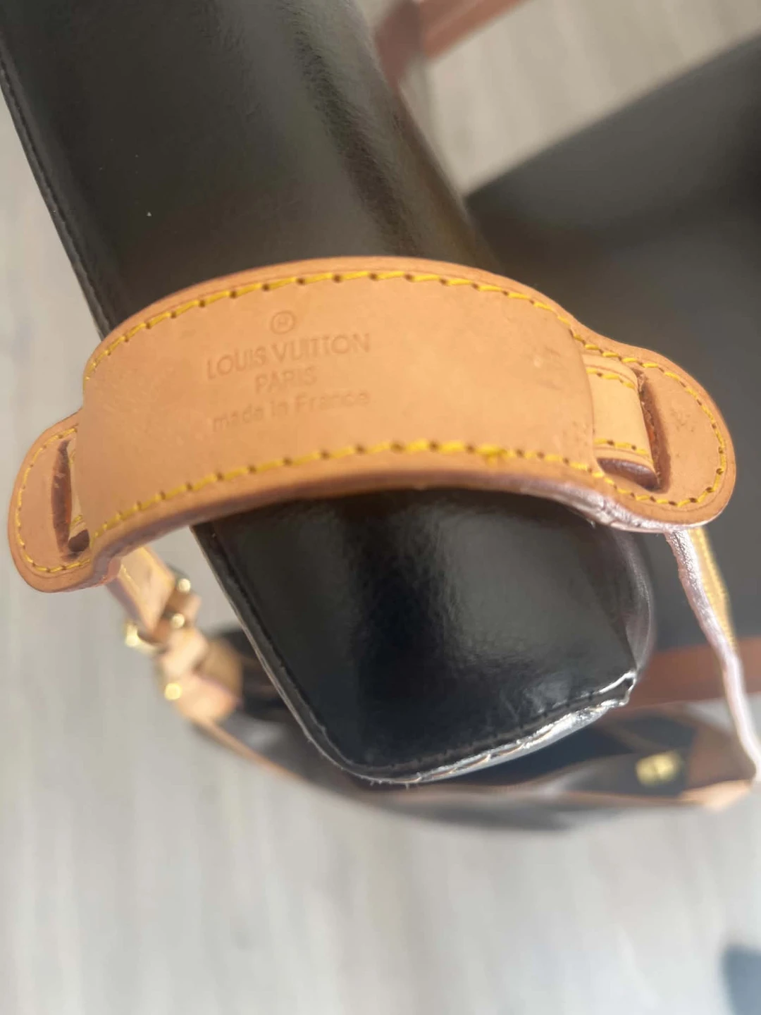 Louis Vuitton Monogram Shoulder Bag - photo 3