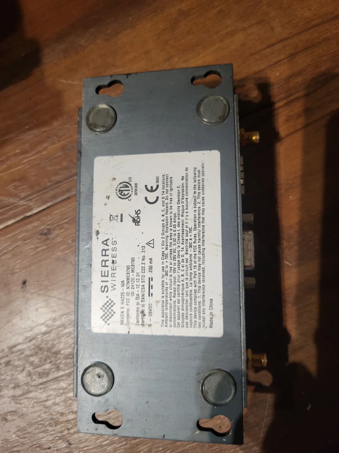 Sierra Wireless AirLink Raven X H4225-WA - photo 3