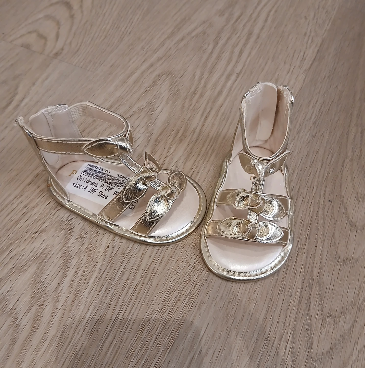 Children's Gold Sandals Size 4