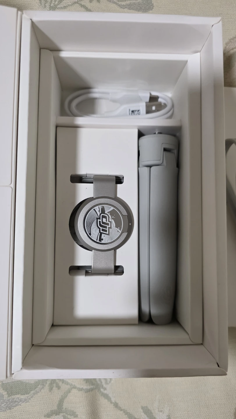 DJI OM 5 Gimbal Stabilizer - photo 2