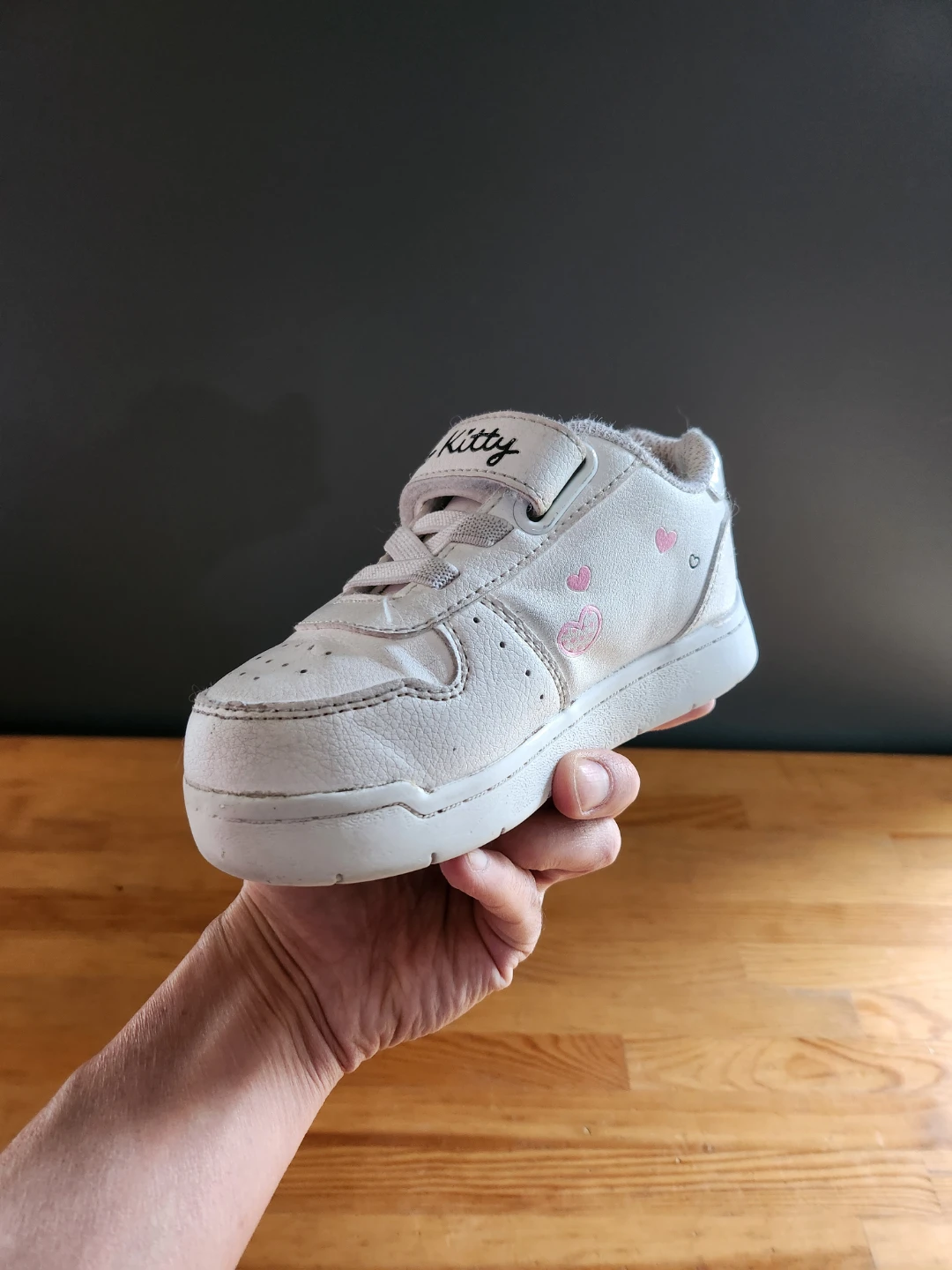 Hello Kitty Kids Sneakers Velcro Strap Toddlers Size 9 US - photo 5