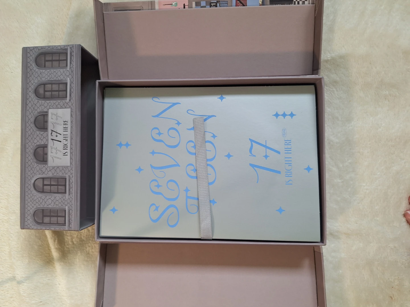 SEVENTEEN ALBUM [BEST ALBUM: 17 IS RIGHT HERE] - photo 5