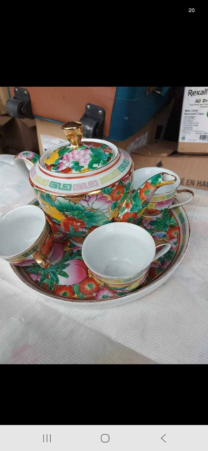 Floral Porcelain Tea Set - photo 3