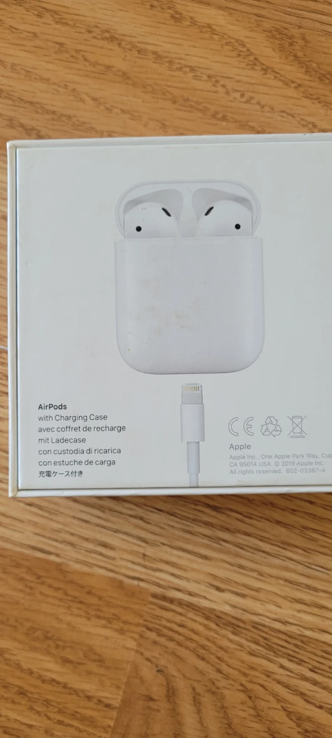 Apple AirPods with Charging Case