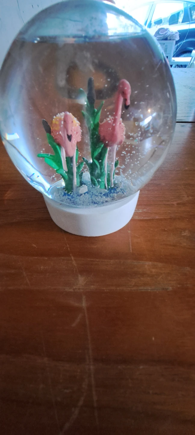 Flamingo Snow Globe - photo 2