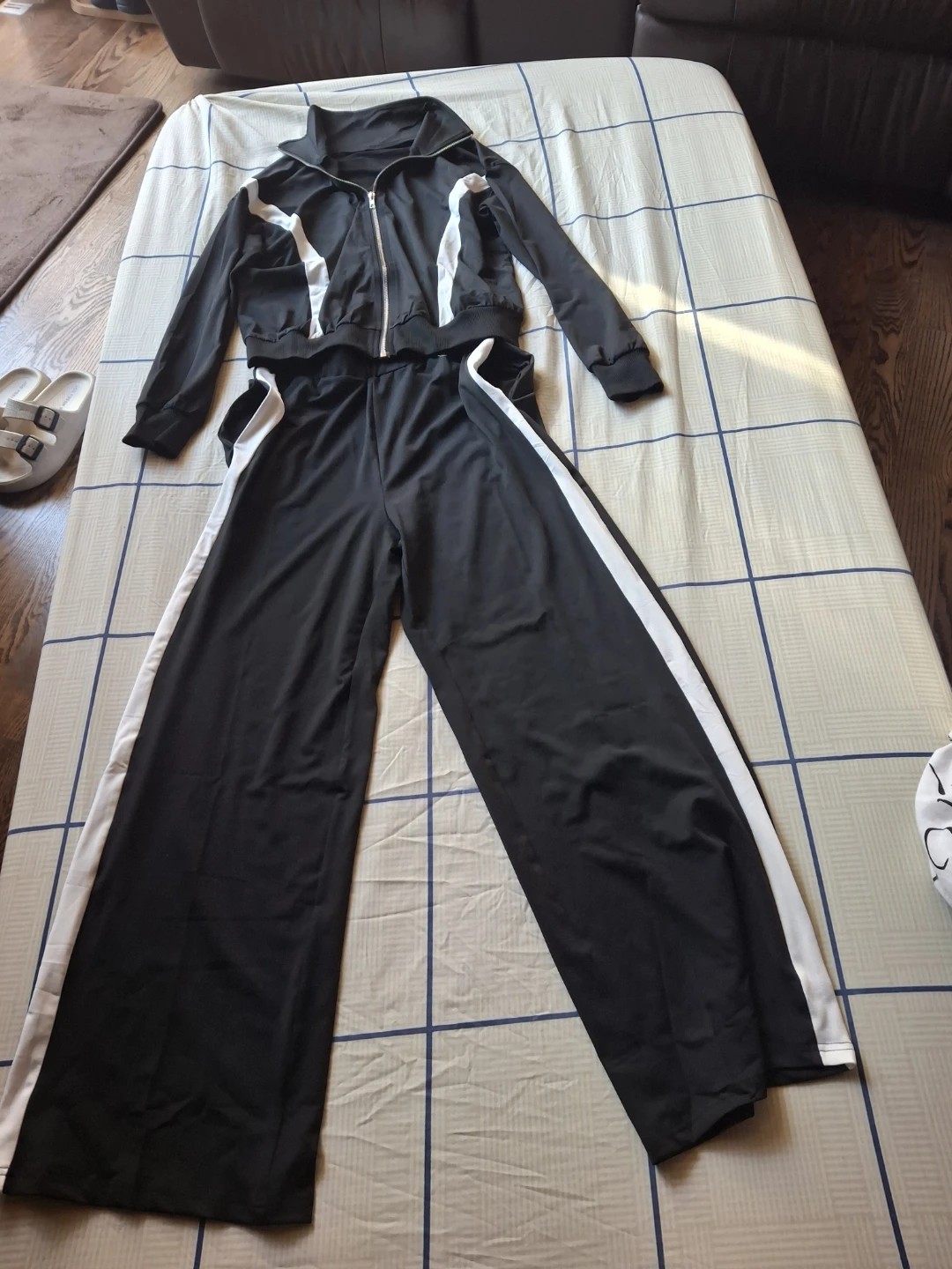 Black and white athletic tracksuit set