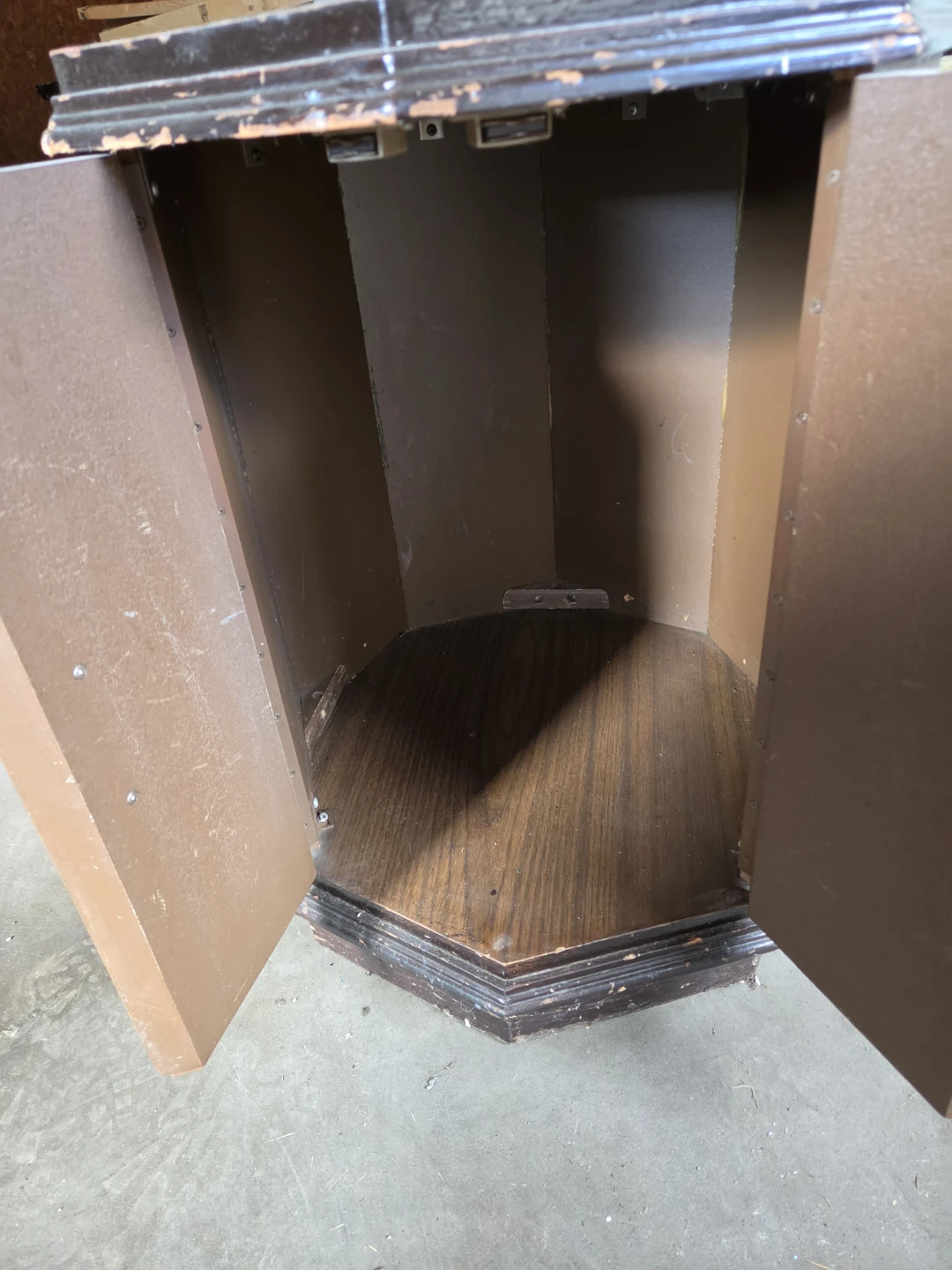 Vintage Octagonal Side Table with Cabinet - photo 2