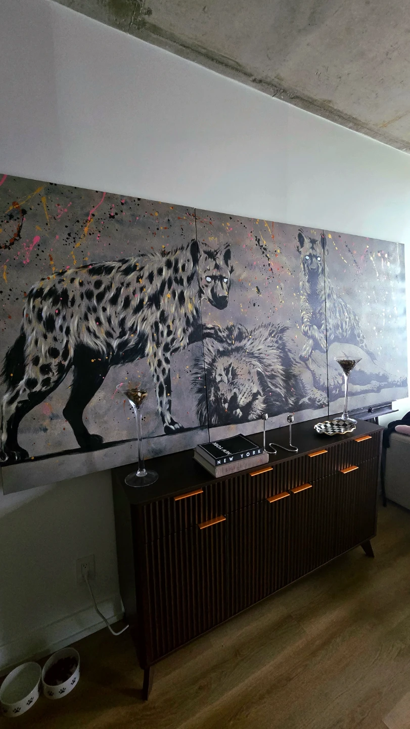 Large Hyena & Lion Wall Art - photo 3