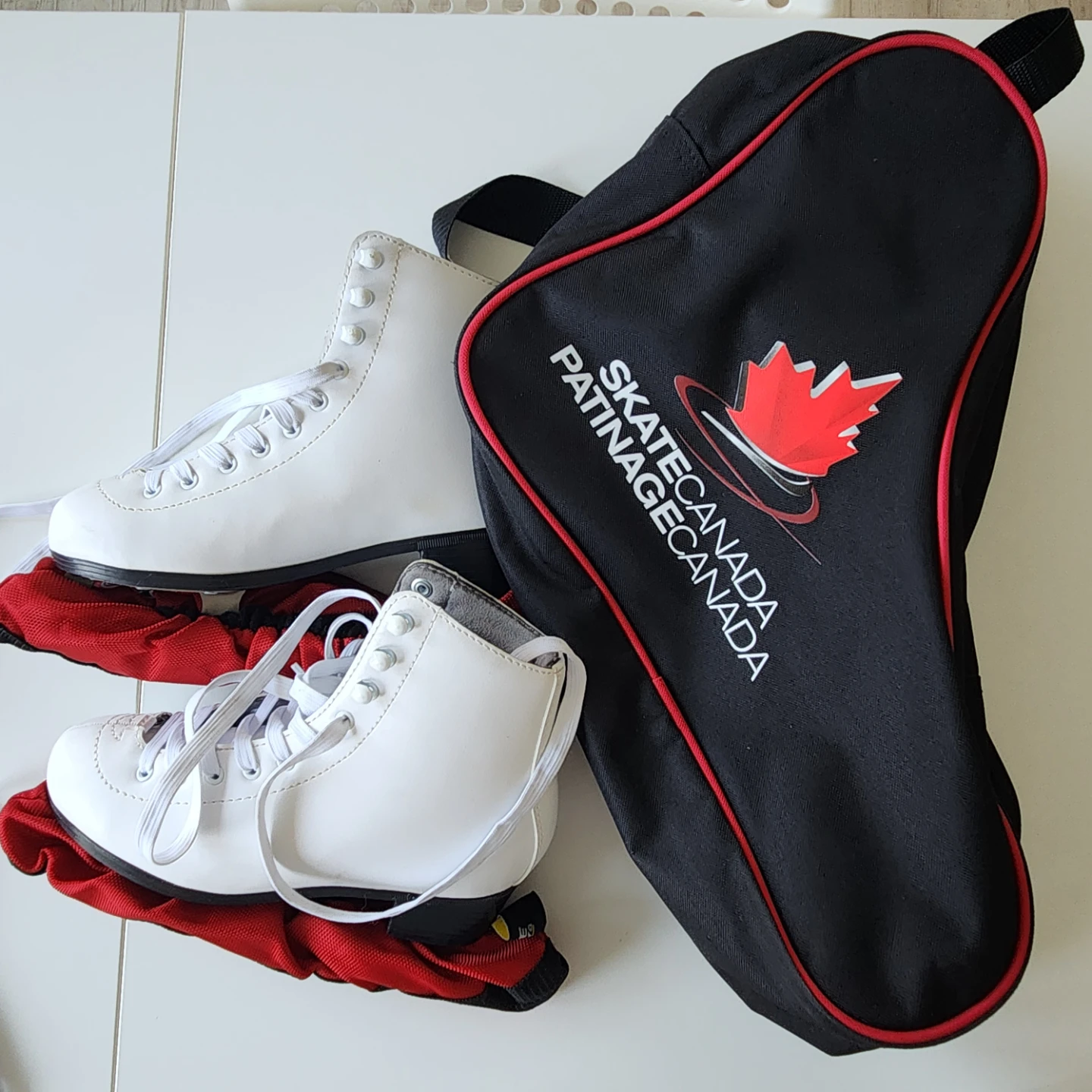 Women's Figure Skates US Size 4 with bag and blade protector - photo 5