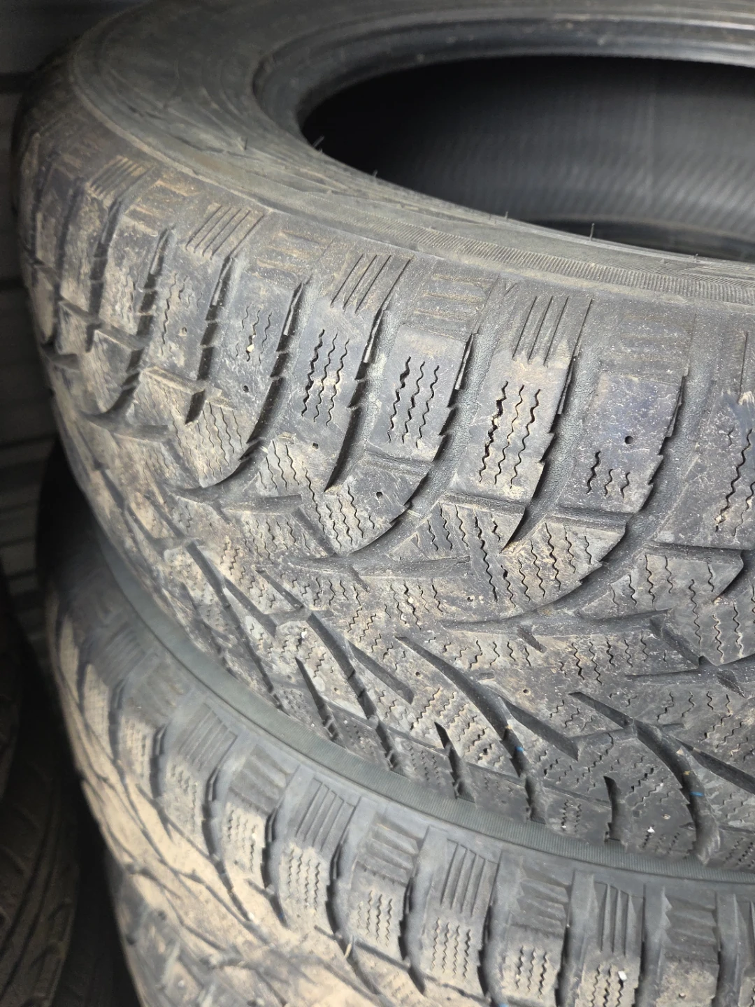 Toyo Tires 235/65R18 Winter - photo 3