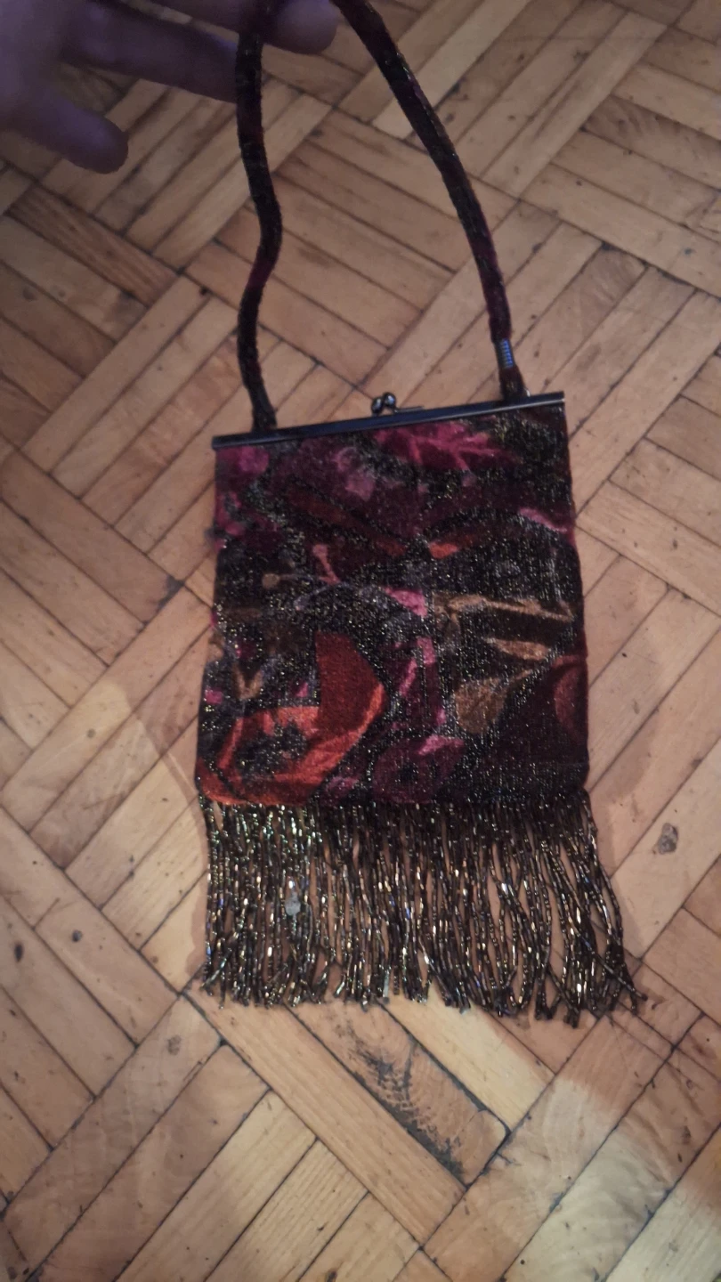 Jeanne Lottie Velvet Beaded Handbag - photo 4