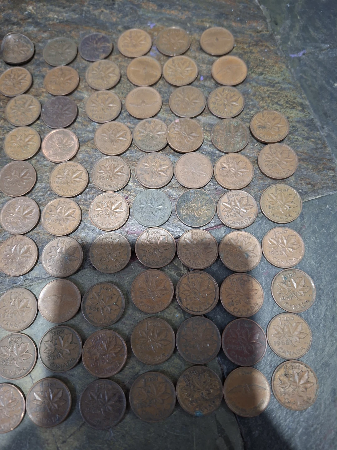 1940s to 1960s Pennies - photo 5