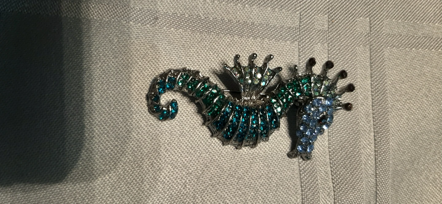 seahorse brooch featuring blue & green stones. - photo 2