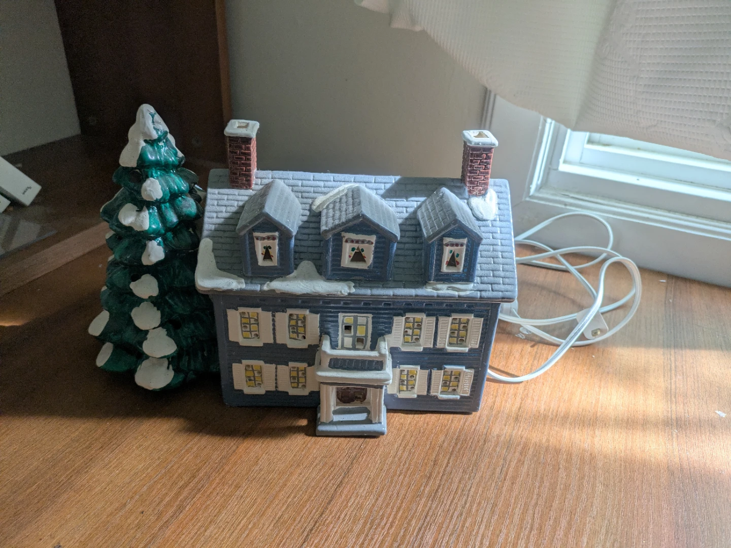 Ceramic Christmas Village Church and House Set - photo 3