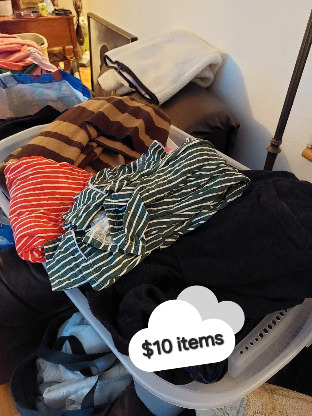 HUGE CLOTHING & ESTATE SALE - Sunday Sep 27 - photo 3