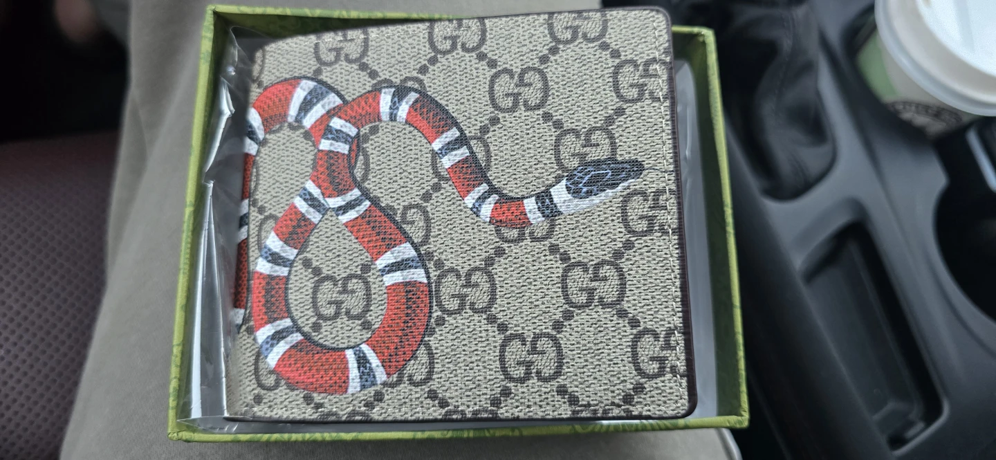 Gucci men wallet