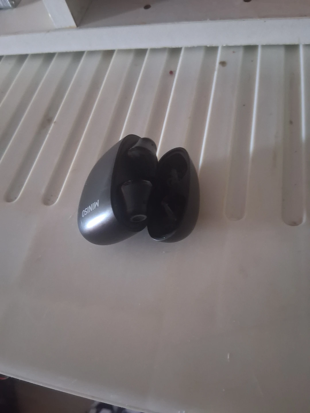 Miniso Wireless Earbuds - photo 2