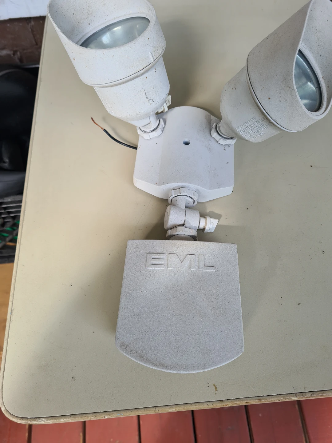 EML Dual Head Security Motion Light - photo 2