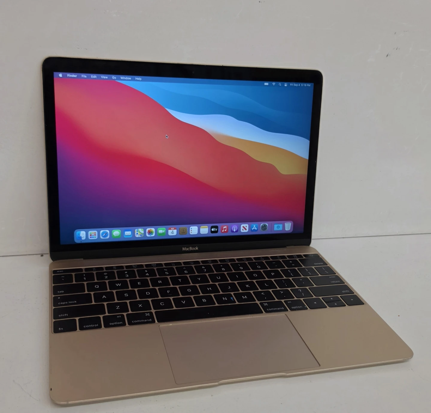 2015 MacBook Air  for sale - photo 2