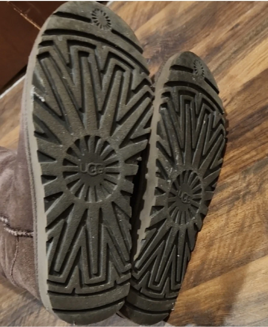 UGG Tall Boots Brown - photo 3