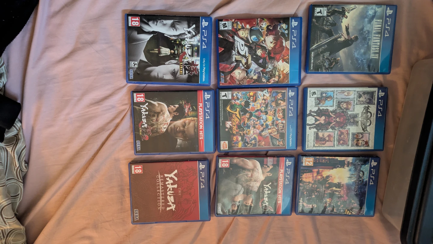 Set of 8 PlayStation 4 Games